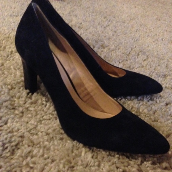 Franco Sarto Shoes - FRANCO SARTO 3.5" NAVY AND BLACK SUEDE HEELS